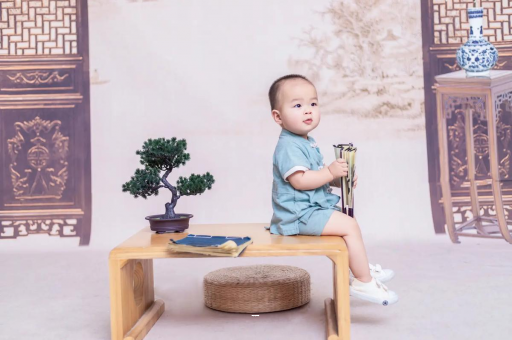 贵港蜡笔小新美伢怀孕